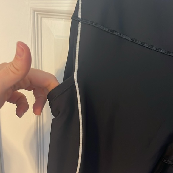 Athleta TALL Interval Stash Tipped 7/8 Tight - Picture 8 of 14